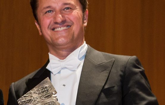 Beczała_Piotr_Nagroda_Złota_Muszka_poziome.kor.