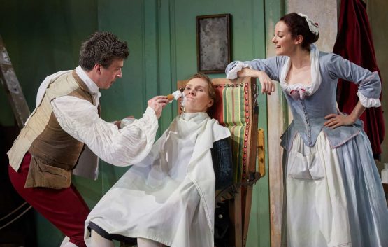 le_nozze_di_figaro_at_garsington_opera._photo_by_mark_douet_50a1210